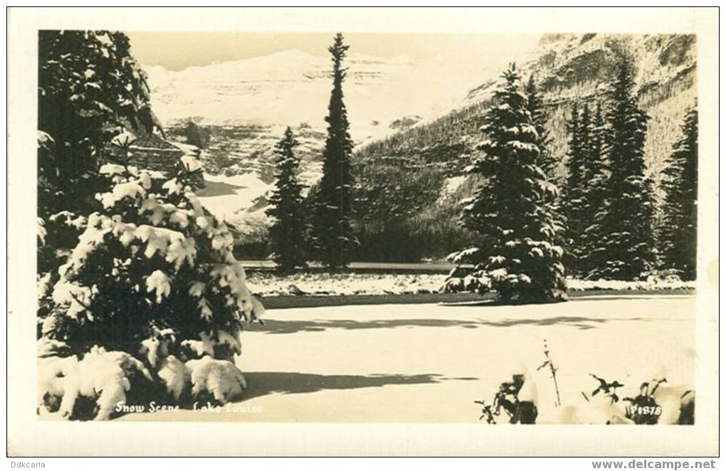 Lake Louise - Snow Scene - Lac Louise