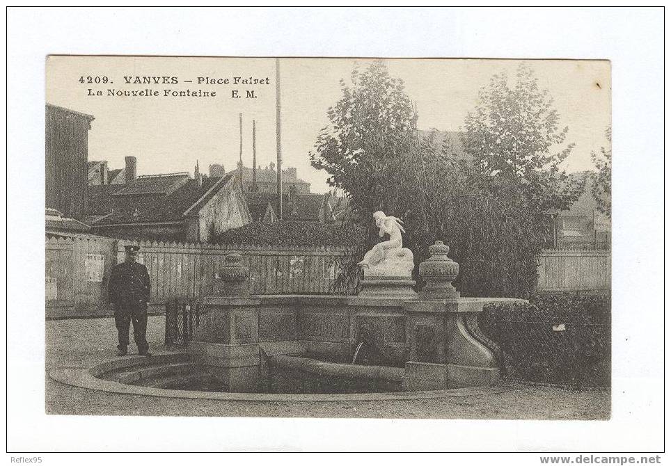 VANVES - Place Falret - La Nouvelle Fontaine - Vanves