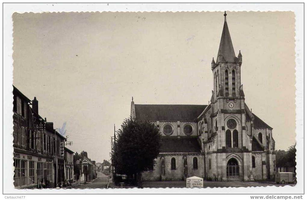 K1 - AILLANT-sur-THOLON - L'église Et La Route D'Auxerre (1956) - Aillant Sur Tholon