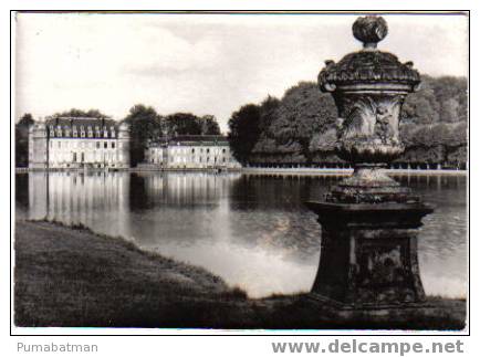 Photocarte. BELOEIL. Le Château Vu De La Grande Pièce D´eau. - Beloeil