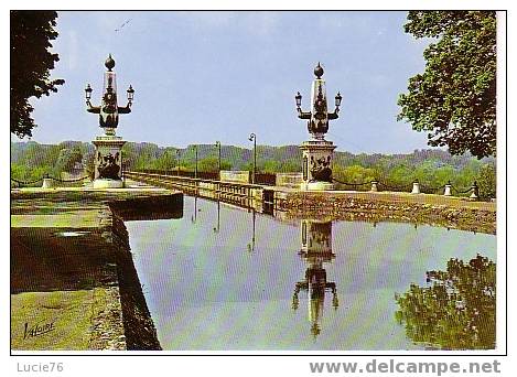 BRIARE LE CANAL -  N° F 3 801  -  L´entrée Du Pont Canal - Briare