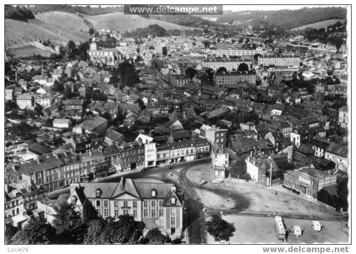 DARNETAL  -  L´Hôtel De Ville, Place Du Maréchal FOCH Et Vue Générale   -  En Avion Au Dessus De.....   - N° 6 - Darnétal