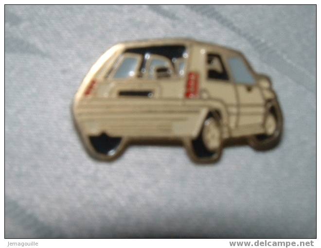 PIN´S - RENAULT 5 - Renault