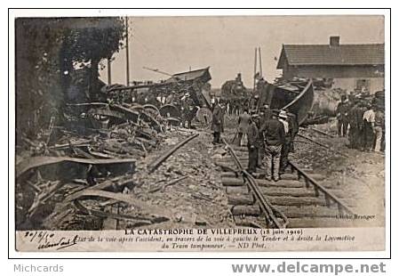 CPA 78 VILLEPREUX - Catastrophe Juin 1910 - A Gauche Le Tender Et A Droite La Locomotive Du Train Tamponneur - Villepreux