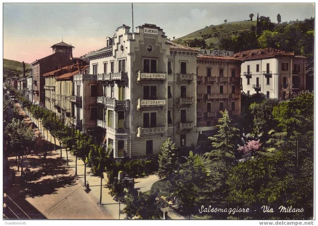 Italie.Salsomaggiore.Via Milano.Belle Cpsm.Couleur. - Other & Unclassified
