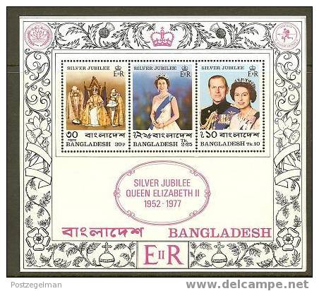 BANGLADESH 1977 Silver Jubilee Block 3 #6987 - Royalties, Royals