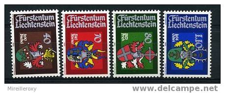 LICHTENSTEIN / 684-687 / ARMOIRIES DE LANDAMMANNS - Neufs