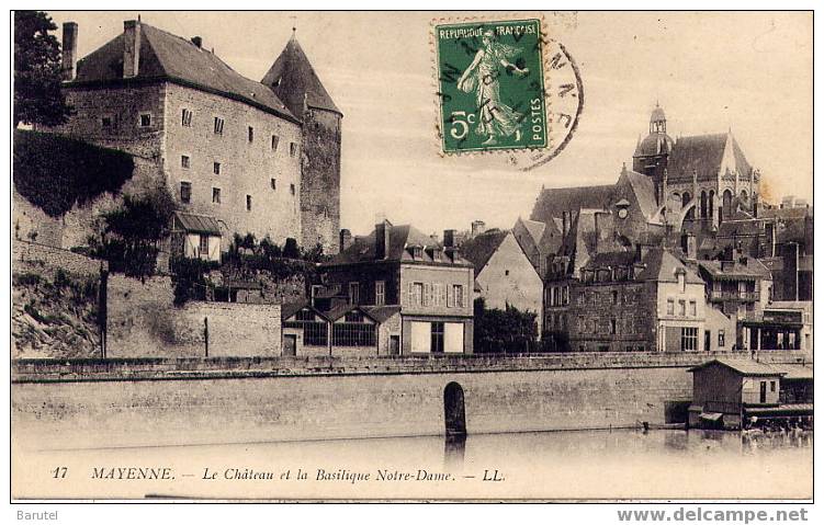 MAYENNE - Le Château Et La Basilique Notre-Dame - Mayenne