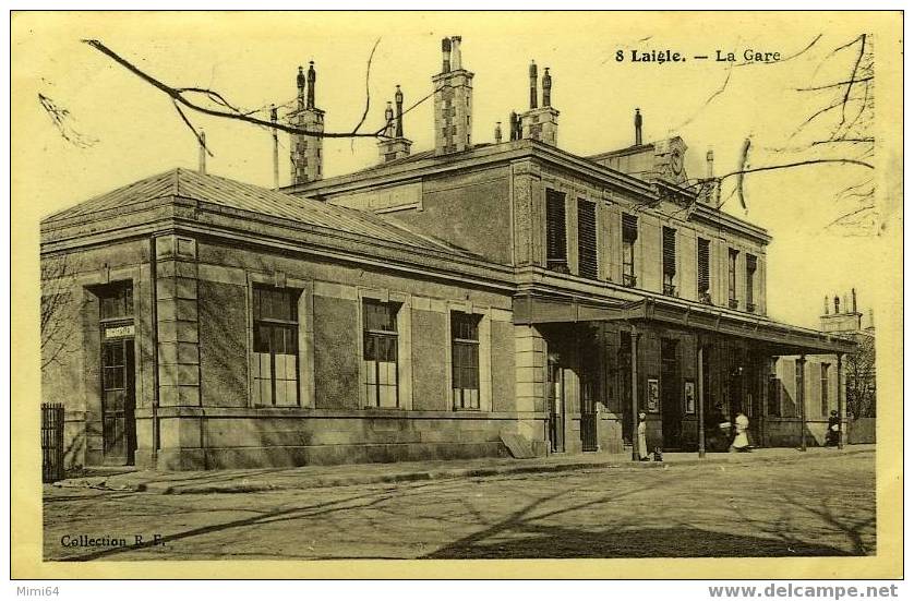 61 . LAIGLE .  LA GARE . - L'Aigle