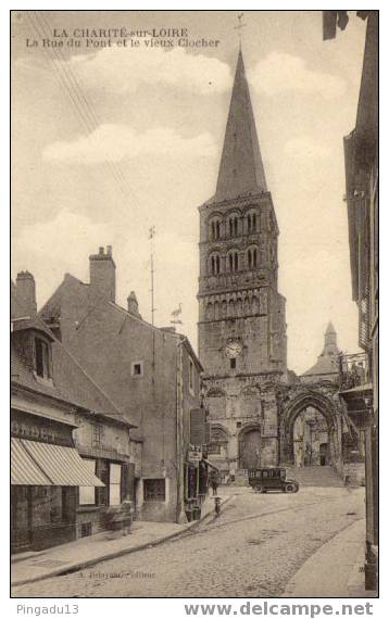 Rue Du Pont Vieux Clocher Commerces Triperie Autobus - La Charité Sur Loire