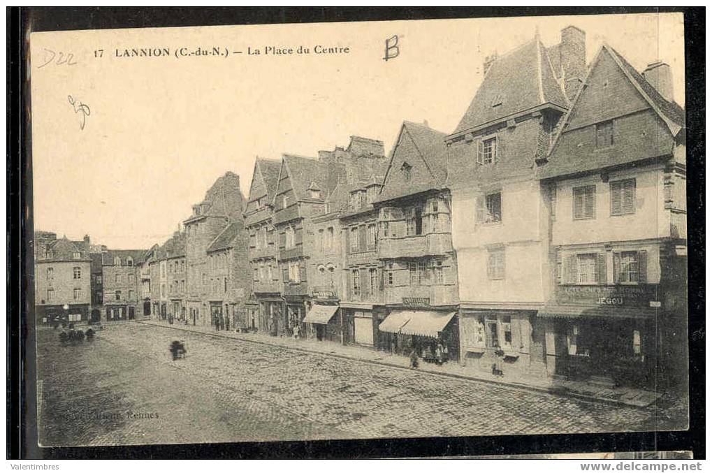 Lannion La Place Du Centre  542 - Lannion