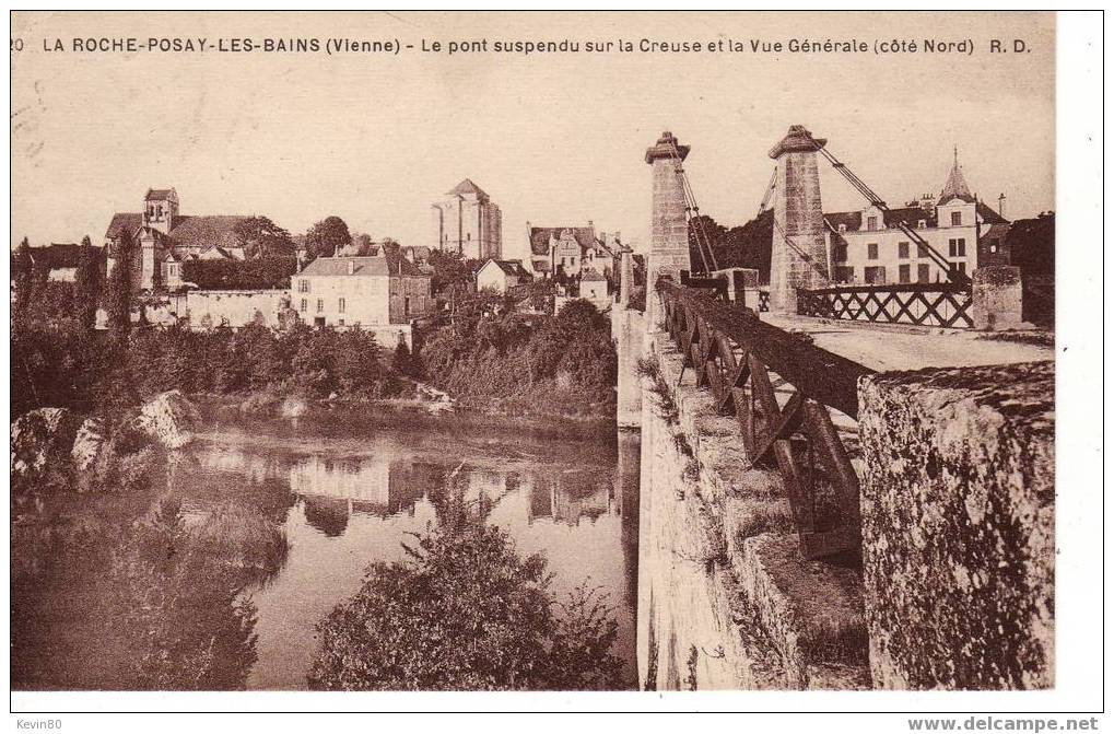 86 LA ROCHE POSAY LES BAINS Le Pont Suspendu Sur La Creuse Et La Vue Générale (côté Nord) - La Roche Posay