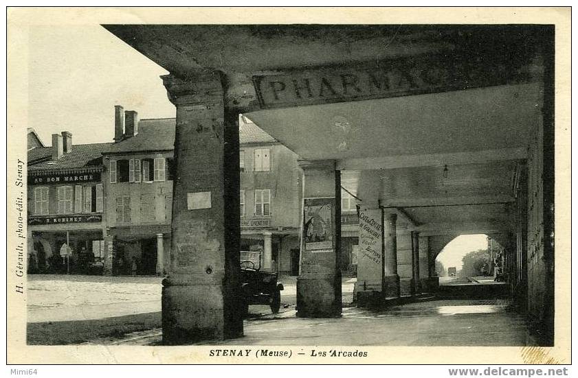 55 .  STENAY .  LES ARCADES . - Stenay