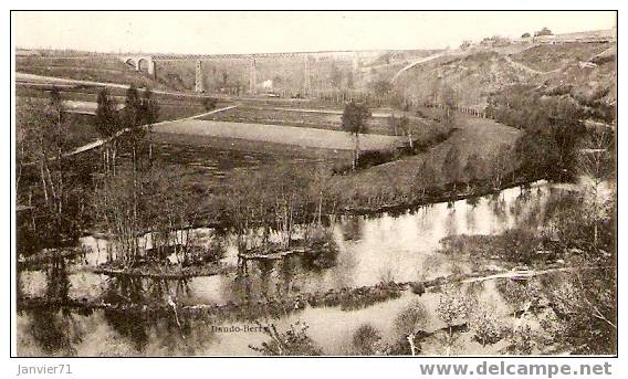 Thouars. Vue Panoramique De La Vallée Du Thouet Et Du Viaduc Du Chemin De Fer - Thouars