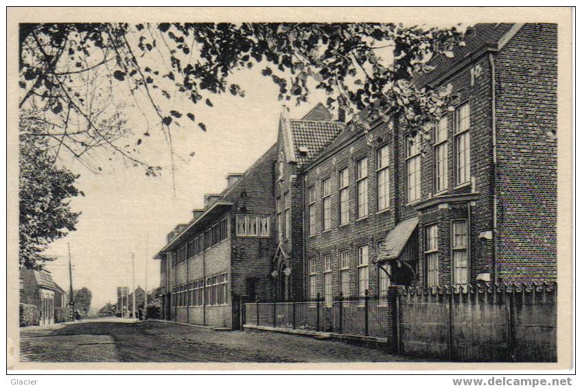 RAVELS - O.L.Vrouw Van De Kempen - School Voor Zwakke Meisjes - De Voorkant - Ravels