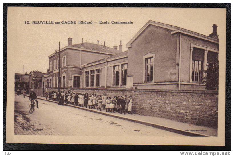 NEUVILLE SUR SAONE - Ecole Communale - Neuville Sur Saone