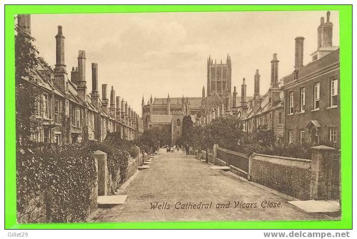 WELLS, UK - CATHEDRAL AND VICARS CLOSE - ANIMATED - F. FRITH & CO - - Wells