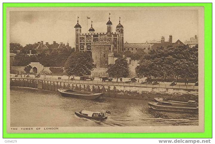 LONDON, UK - THE TOWER  OF LONDON - ANIMATED WITH SHIPS - H. HESKETT - - Tower Of London