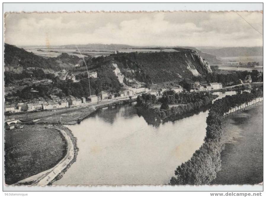 Yvoir Sur Meuse - La Meuse Vers Houx - Yvoir