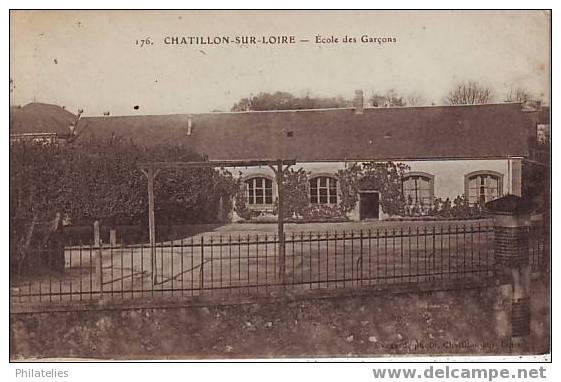 CHATILLON  ECOLE DES GARCONS  1919 - Chatillon Sur Loire