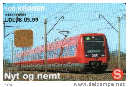 DENMARK  100  KR   RED  SUBURBAN   TRAIN   TRAINS CHIP CASHCARD - Denemarken