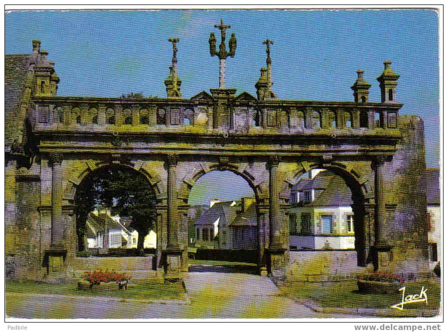 Carte Postale 29.  Sizun  L'arc De Triomphe - Sizun