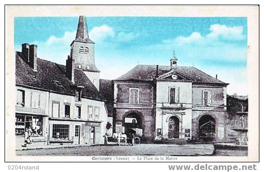 Cerisiers - La Place De La Mairie - Cerisiers