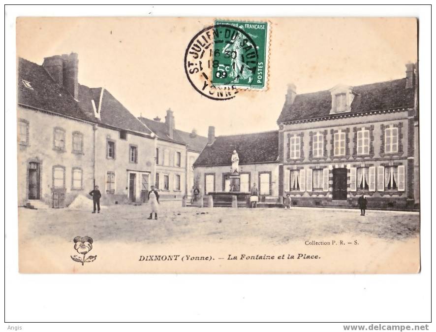 CPA---89----  DIXMONT----PLACE----FONTAINE - Dixmont