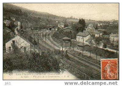 Saint Sulpice Laurière La Gare Vue Prise De La Gendarmerie Avec Train - Saint Sulpice Les Feuilles