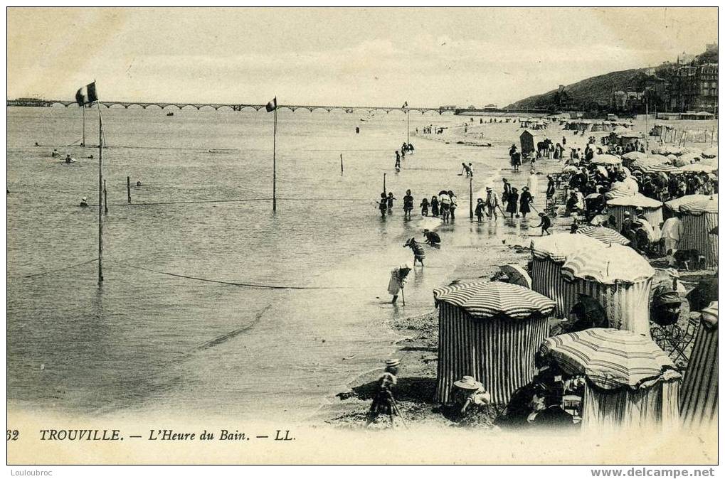 TROUVILLE L'HEURE DU BAIN - Trouville