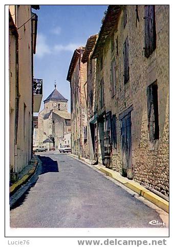 MAUZE SUR LE MIGNON -  Vieille Rue - Mauze Sur Le Mignon