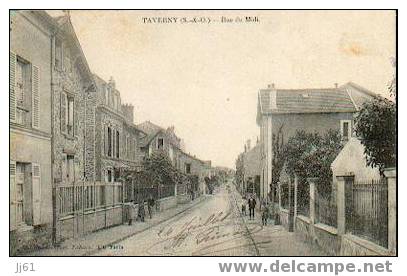 Taverny Rue Du Mid - Taverny