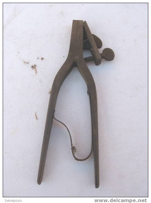 Outil Pince Métal - Outils Anciens