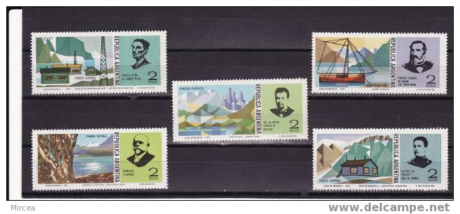 Argentine Michel No.1218/22 Neufs** - Unused Stamps