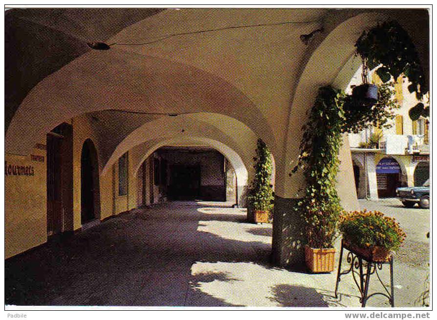 Carte Postale 26.  Nyons Les Arcades - Nyons