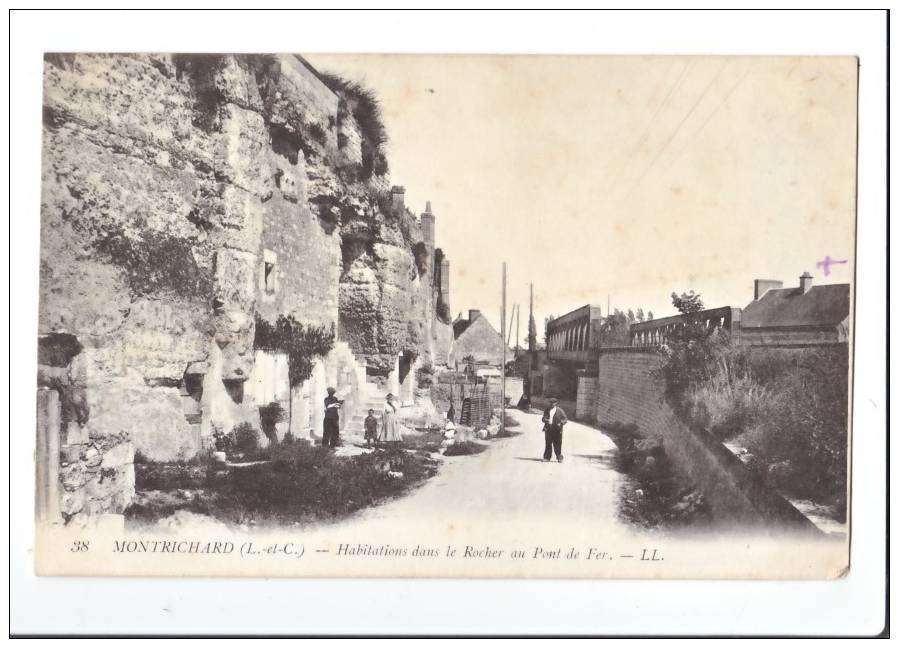 CPA----41----Montrichard- ---HABITATIONS  DANS LA ROCHE----PONT DE FER - Montrichard