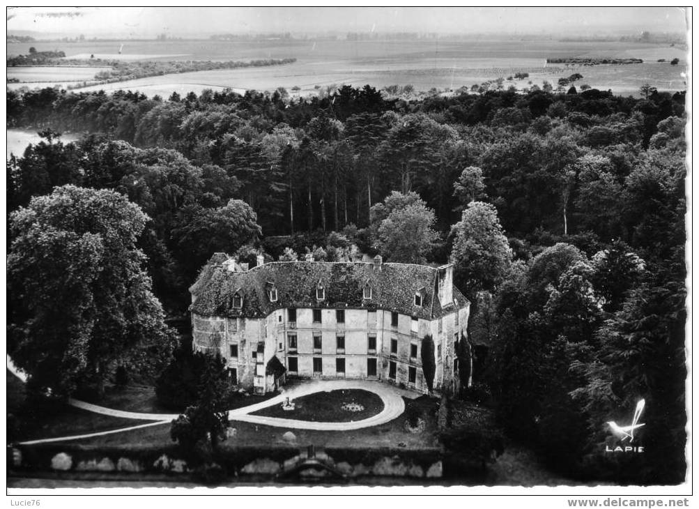 HARCOURT   -  Le Château  -  En Avion Au Dessus ......  -    N° 4 - Harcourt