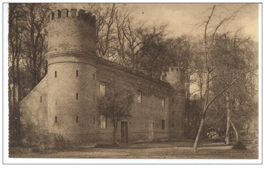 Gaasbeek - Gaesbeek (Lennik). Kasteel. Château. Park, Oude Schuur Met Kanteelen. Parc, Vieille Grange Crênelée. - Lennik