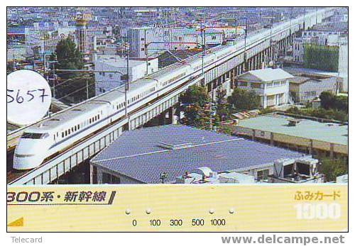 Train Trein Zug Eisenbahn Chemin De Fer Locomotive Locomotif Op Telecarte Japan (5657) - Treinen