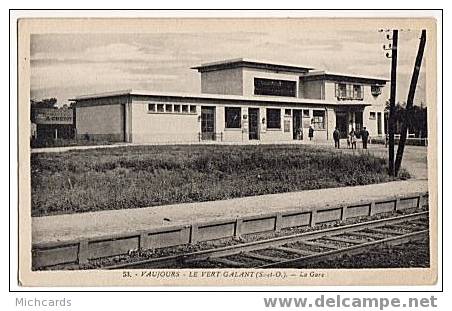 CPA 93 VAUJOURS LE VERT GALANT - La Gare - Tremblay En France