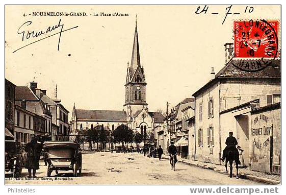 MOURMELON  PLACE D ARMES  1910 - Mourmelon Le Grand