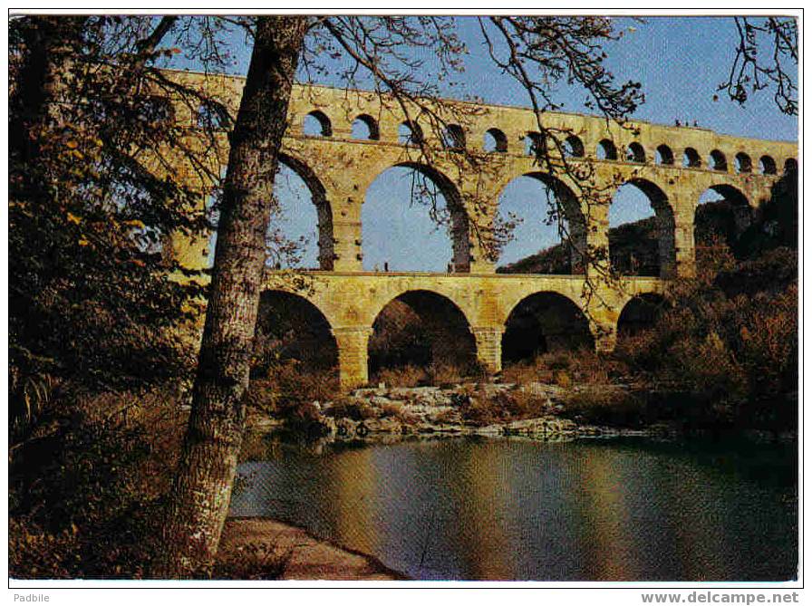 Carte Postale De Provence - Le Pont Du Gard - Languedoc-Roussillon