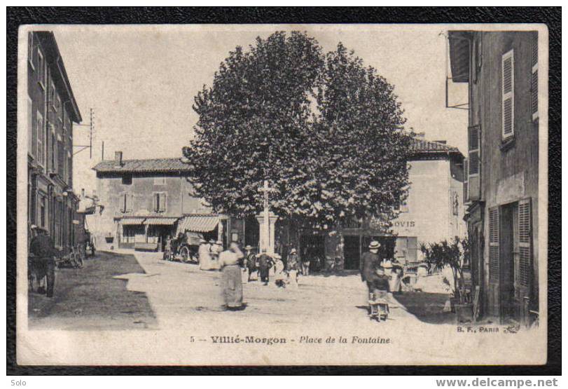 VILLIE MORGON - Place De La Fontaine - Villie Morgon