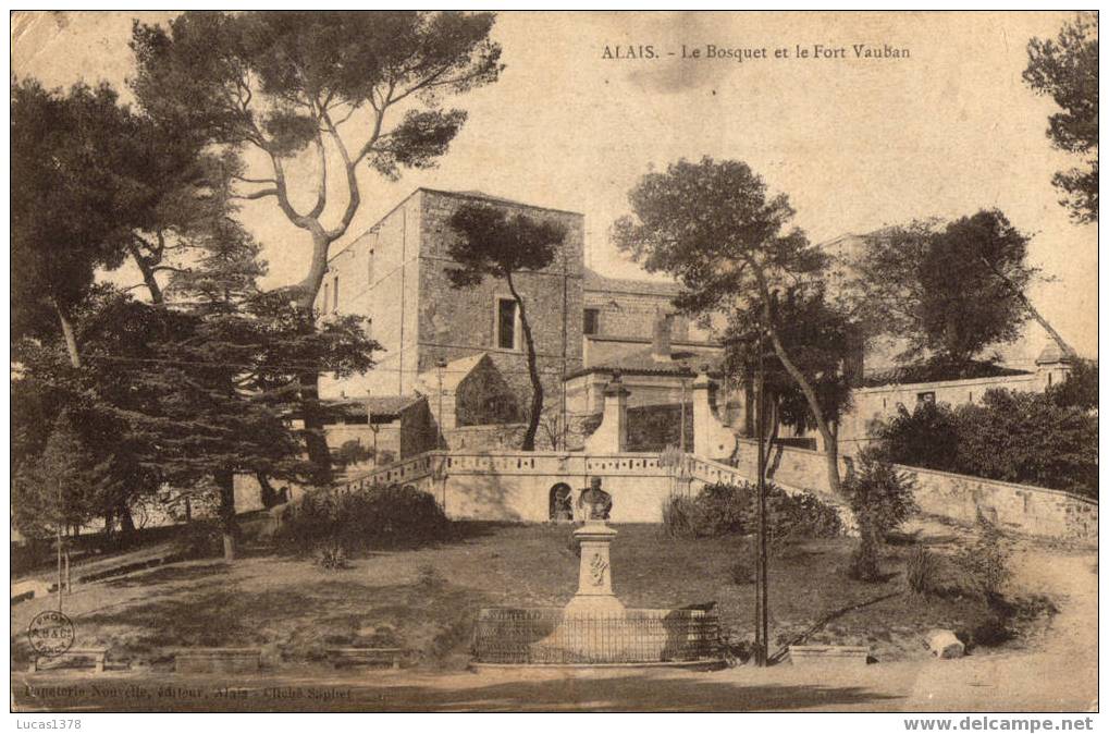 30 / ALES /ALAIS / LE BOSQUET ET LE FORT VAUBAN / 1905 - Alès