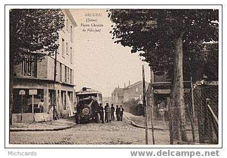 CPA 94 ARCUEIL - Vieux Chemin De Villejuif (Autobus) - Arcueil