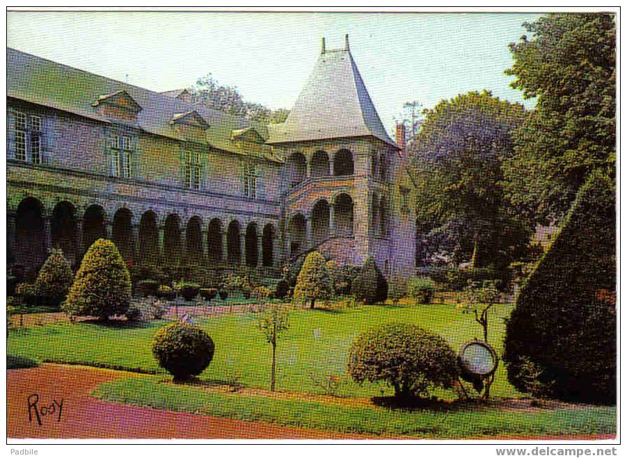 Carte Postale  44.  Chateaubriant  Chateau  Cour D'honneur - Châteaubriant