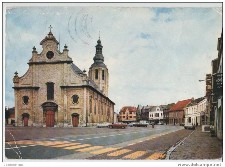 Zele - Grote Markt Met St. Ludgeruskerk - Zele