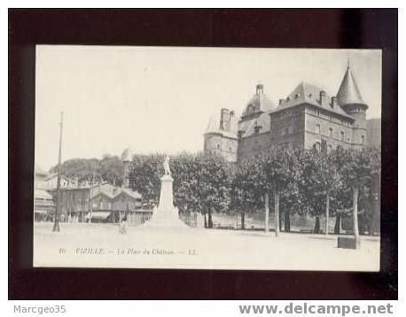 13479 Vizille La Place Du Château édit.LL N°10 Belle Carte - Vizille