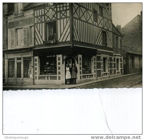 14 LIVAROT CAFE TABAC DE LA MAIRIE SM DENTELEE  N ° 7 VERS 1955 DESCHAMPS N ° 9 ANIMATION - Livarot