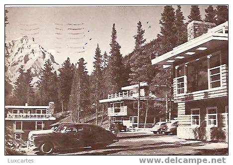 BANFF. STUDENTS OF THE WORLD-FAMOUS BANFF SCHOOL OF FINE ARTS LIVE IN PICTURESQUE CHALETS..... - Banff